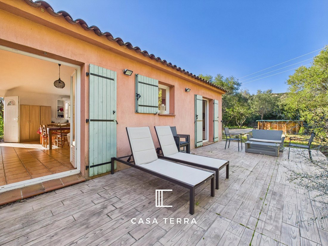 Villa in Sainte-Lucie-de-Porto-Vecchio, Corsica, France 1 - 16916159