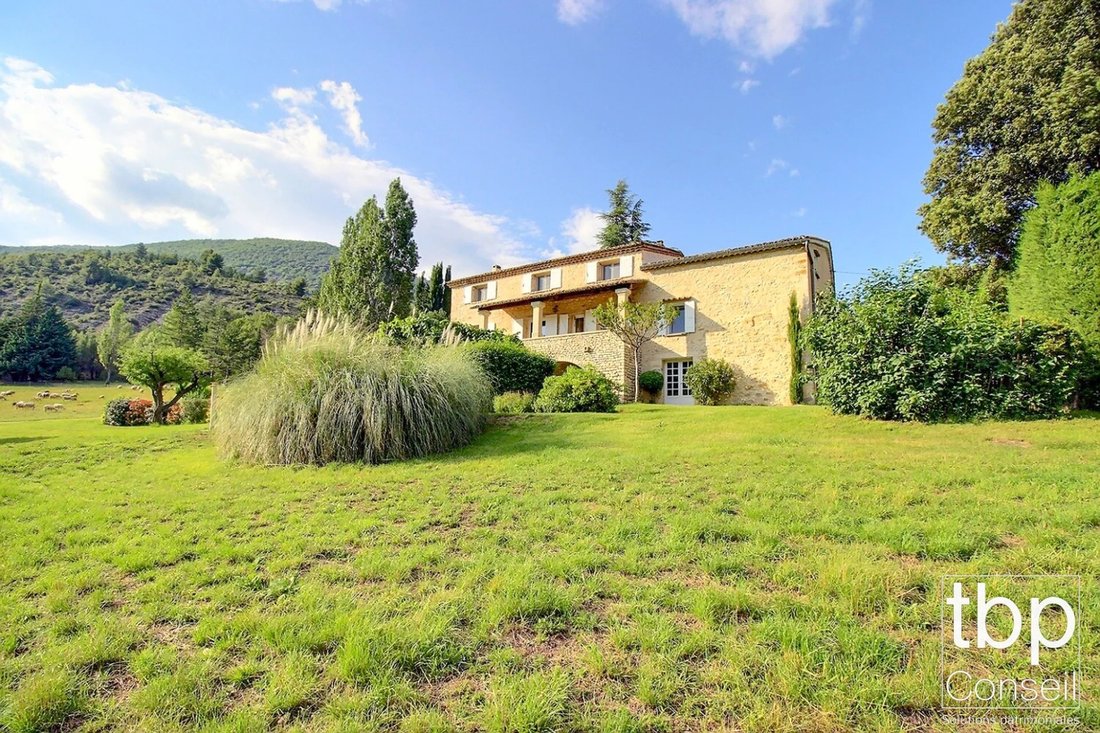 Country House in Montbrun-les-Bains, Auvergne-Rhône-Alpes, France 2 - 15366122