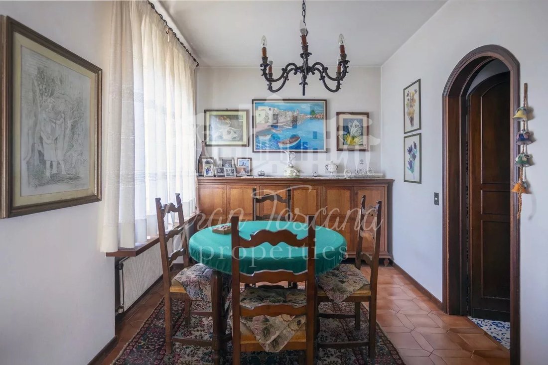 House in Lido di Camaiore, Camaiore, Tuscany 4 - 16916073