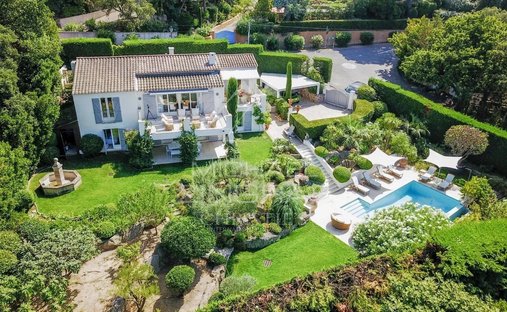 Villa in Gassin, Provence-Alpes-Côte d'Azur, France 1