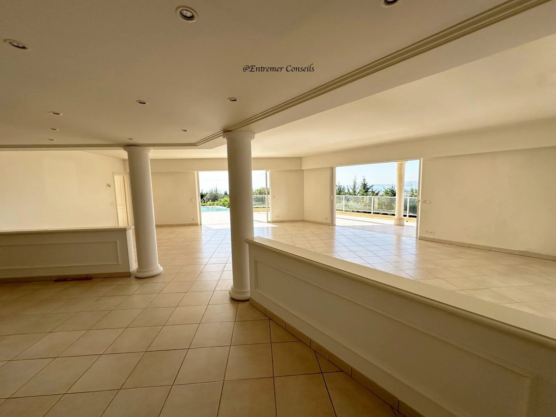 Casa en Niza, Provenza-Alpes-Costa Azul, Francia 5 - 16915444