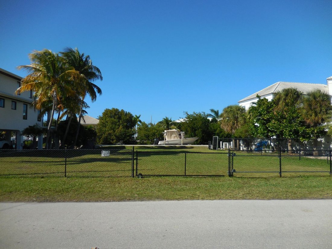 Land in Key West, Florida, United States 1 - 16916173