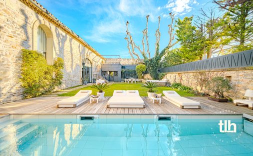 Sale Of Equestrian Estate Aimargues, 260m² 6 Rooms 1,050,000€ With Swimming Pool