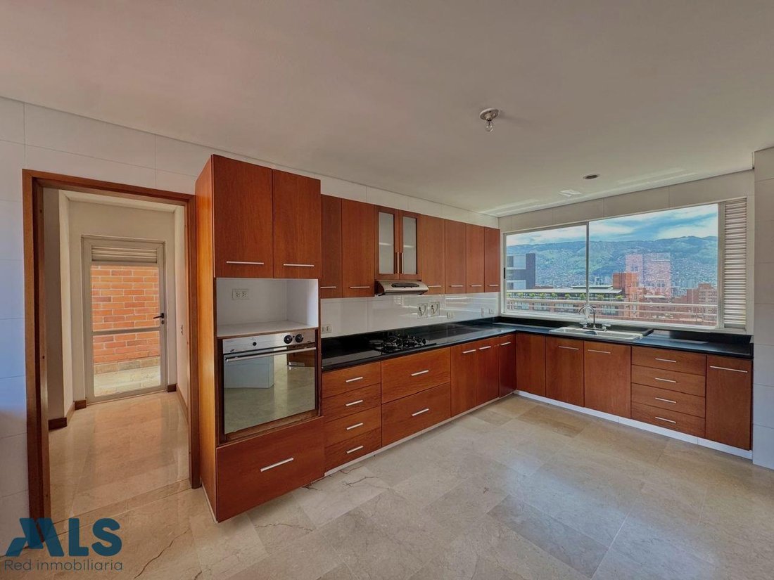 Apartment in Medellín, Antioquia, Colombia 1 - 16915794