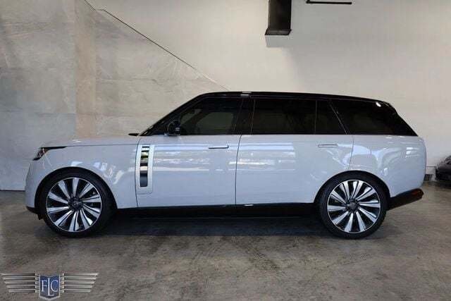 Suv in Pompano Beach, FL, United States 3 - 16916157