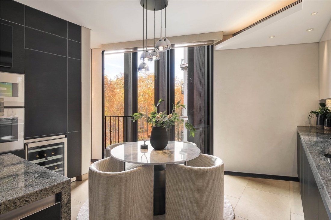 Apartment in Knightsbridge, Kensington And Chelsea, England 5 - 16916088