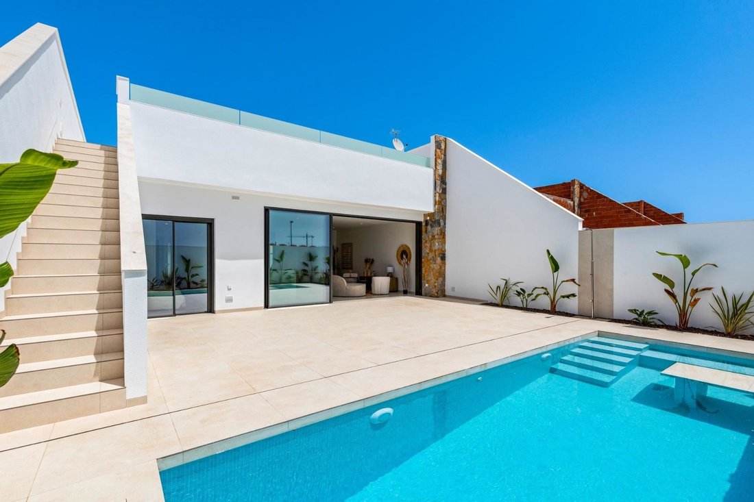 Villa in Los Alcazares, Región de Murcia, Spain 1 - 16916249