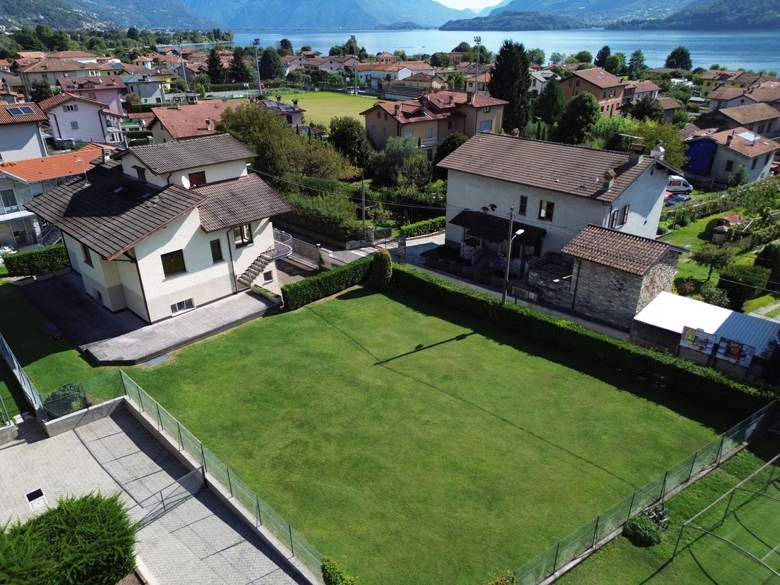 Villa a Dongo, Lombardia, Italia 2 - 16915372
