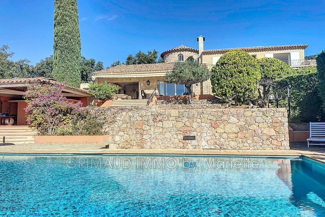 Villa en Grimaud, Provenza-Alpes-Costa Azul, Francia 1 - 16915956
