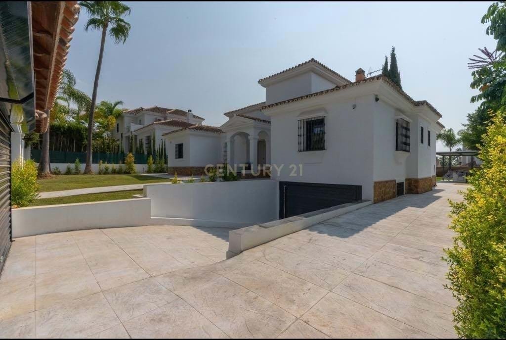 Villa in Nueva Andalucia, Marbella, Spain 5 - 16916233