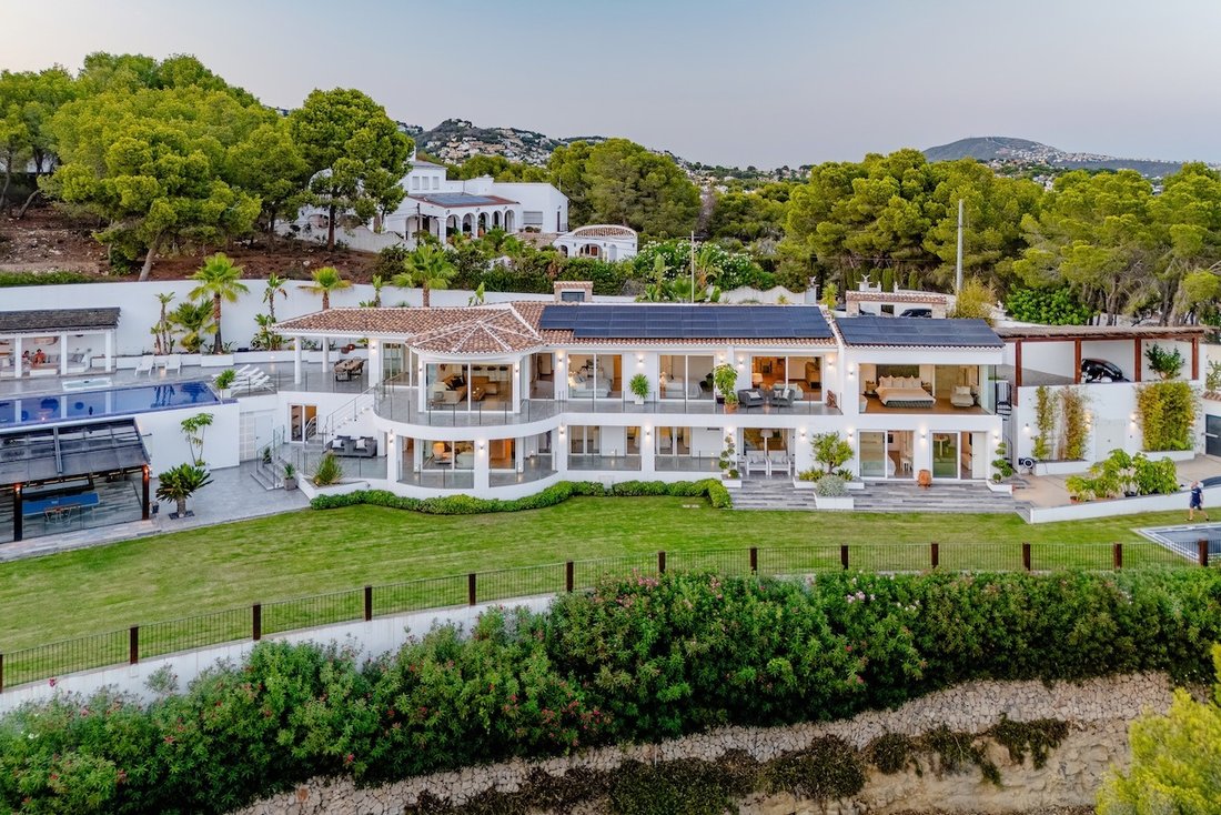 Villa in Benissa, Valencian Community, Spain 1 - 11353172