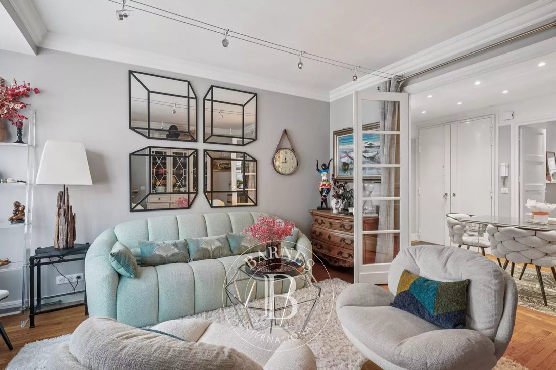 Apartment in Seine et Berges, Paris 1er Arrondissement, Paris 2 - 15573801