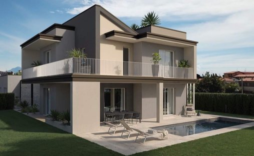 Villa in Moniga del Garda, Lombardy, Italy 1
