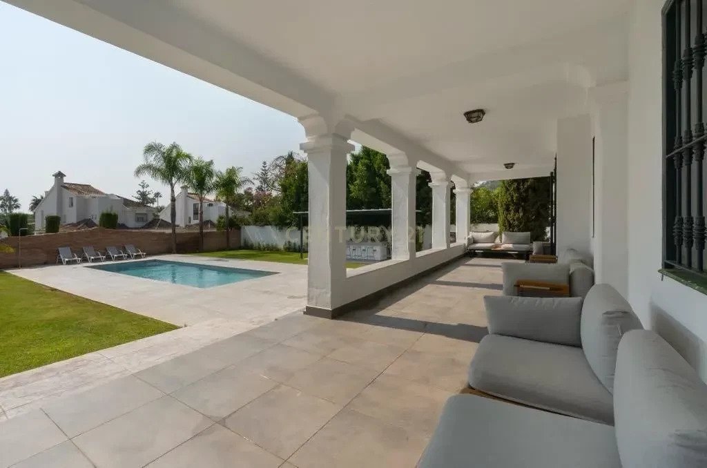 Villa in Nueva Andalucia, Marbella, Spain 2 - 16916233
