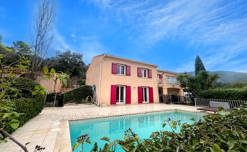 Villa à Solliès-Toucas, Provence-Alpes-Côte d'Azur, France 1