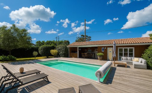 House in Lanton, Nouvelle-Aquitaine, France 1