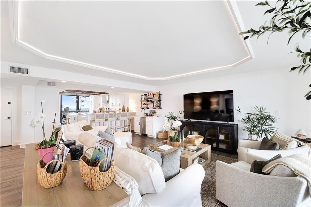 Condo in New Orleans, Louisiana, United States 2 - 16916887