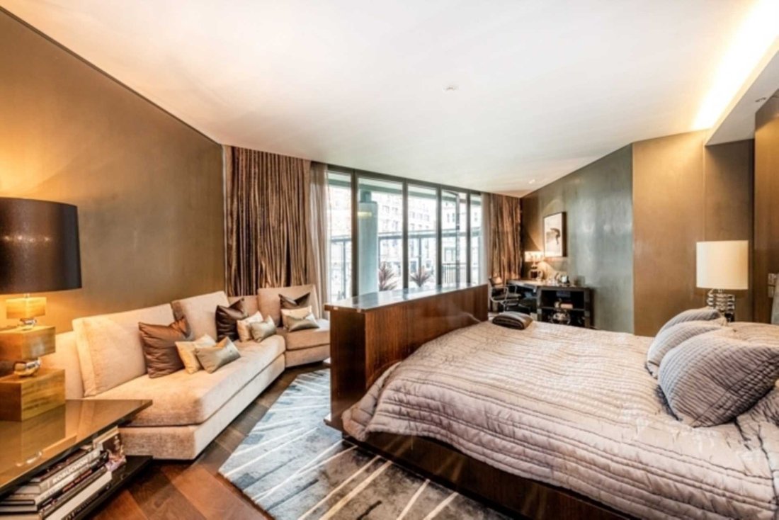 Apartment in Knightsbridge, Kensington And Chelsea, England 3 - 16916967