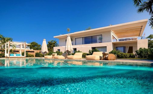 Villa en Santa Eulalia del Río, Islas Baleares, España 1