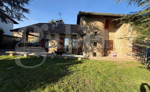 Villa à Merone, Lombardie, Italie 1
