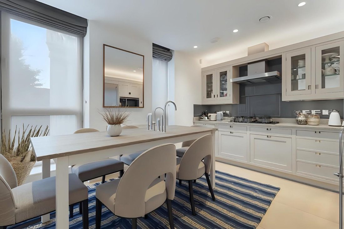 Apartment in Campden Hill, Kensington And Chelsea, England 4 - 16917062
