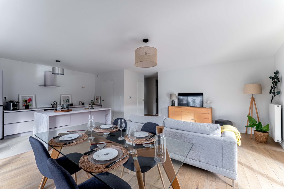 Apartment in Écully, Auvergne-Rhône-Alpes, France 2 - 16918829