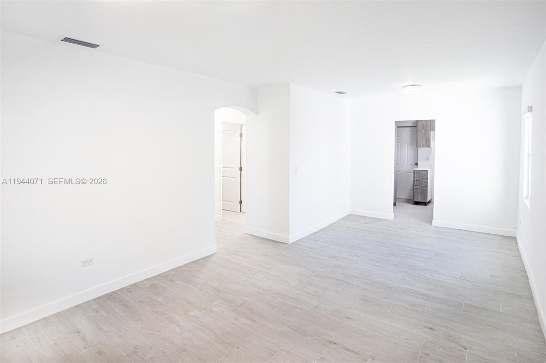 House in Miami, Florida, United States 3 - 16916749