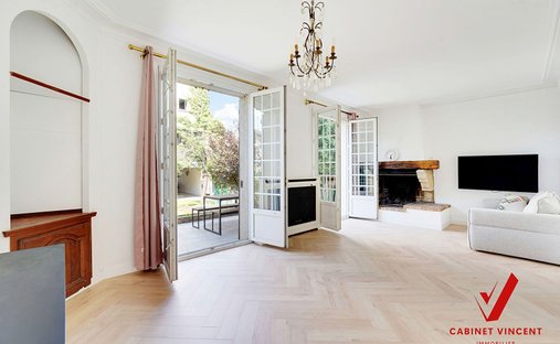 House in Souvenir Français, La Garenne-Colombes, France 1