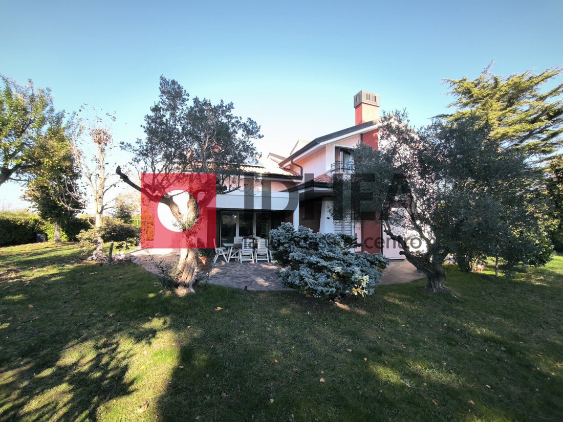Villa in Caorle, Veneto, Italy 1 - 16919429