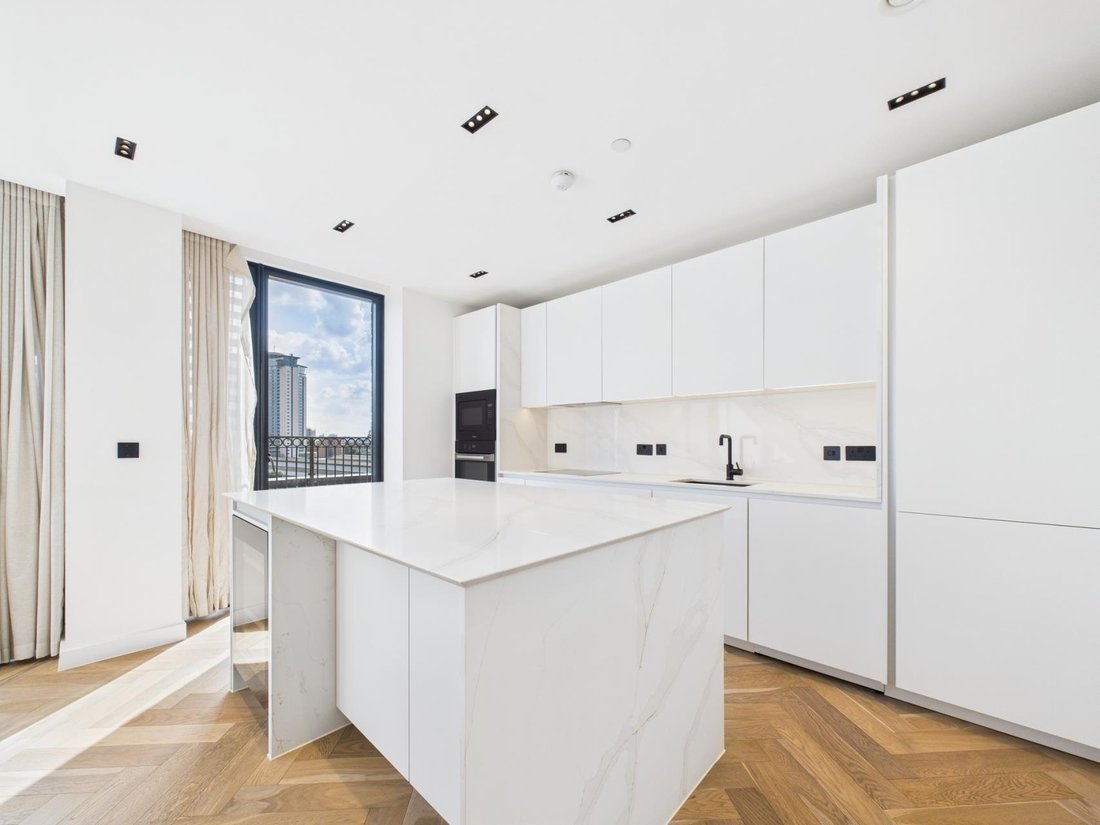 Apartment in Earls Court, Kensington And Chelsea, England 3 - 16917082