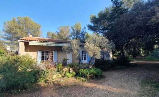 House in Grans, Provence-Alpes-Côte d'Azur, France 1