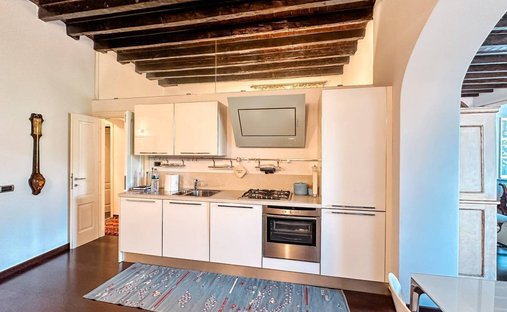 Santa Margherita Ligure 4 Room Apartment