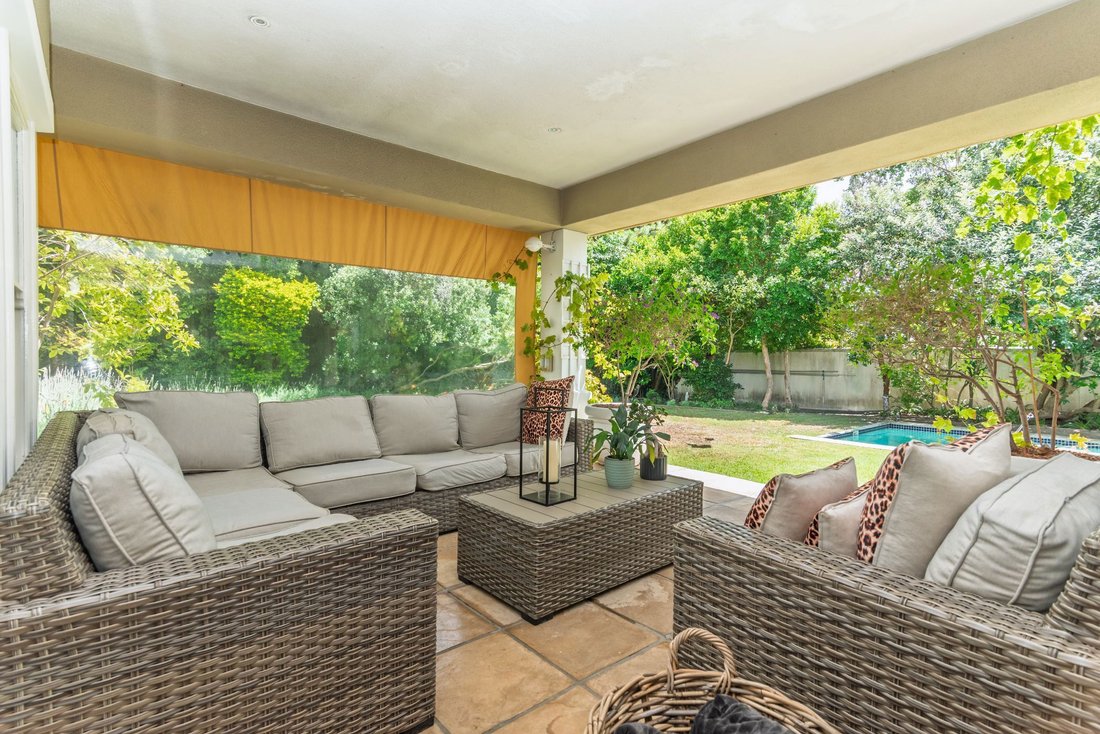 House in Constantia Heights, Cape Town, Western Cape 4 - 16917256