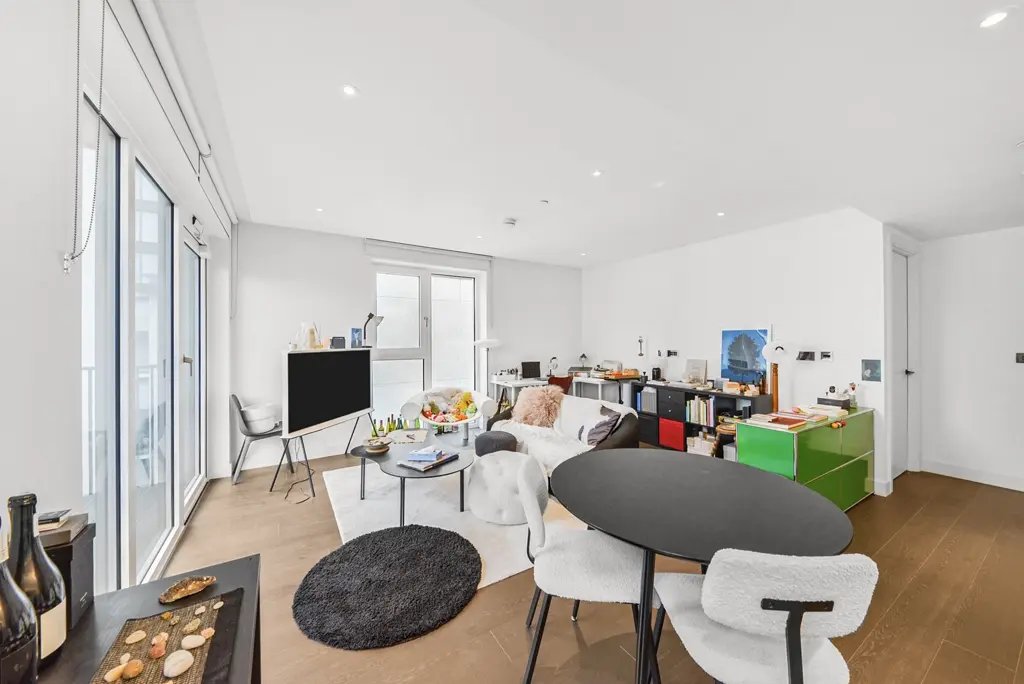 Apartment in White City, Hammersmith and Fulham, England 2 - 16917278