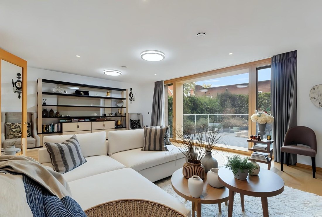 Apartment in Campden Hill, Kensington And Chelsea, England 2 - 16917062