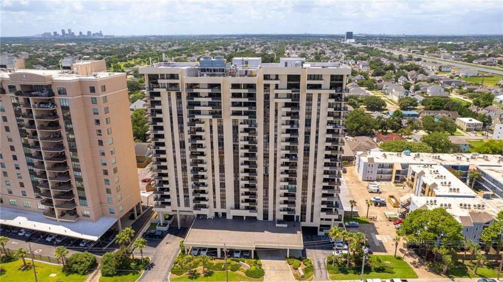 Condo in New Orleans, Louisiana, United States 1 - 16916887