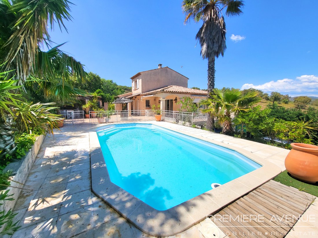Villa in Ville-Les Saquedes-Le Bouillonnet, Sainte-Maxime, France 1 - 16917370