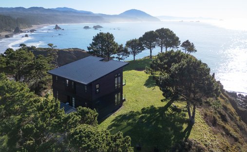House in Port Orford, Oregon, United States 1
