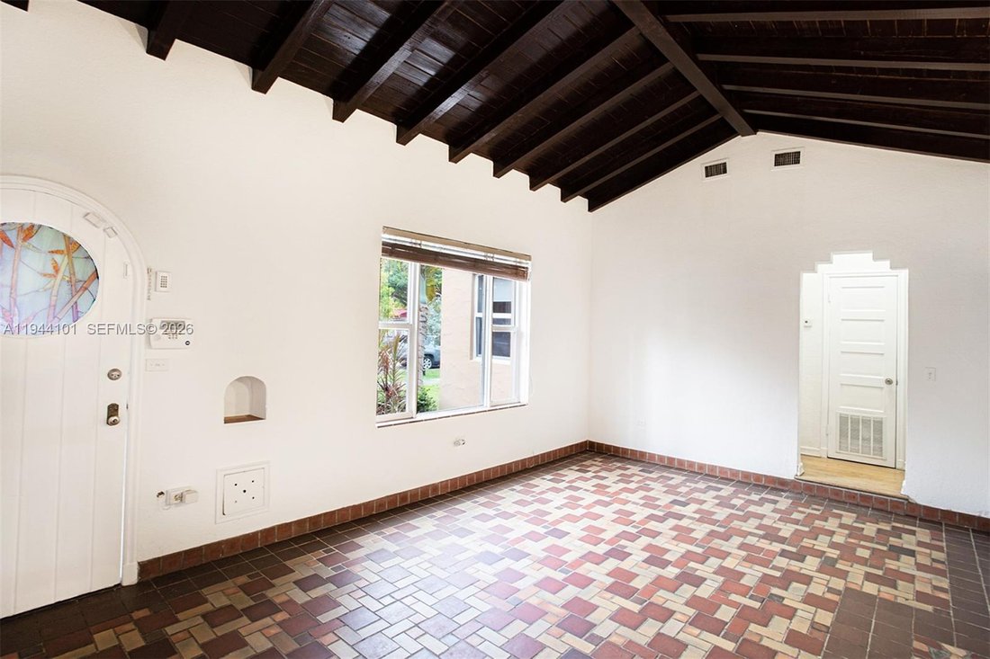 House in Miami, Florida, United States 5 - 16916762