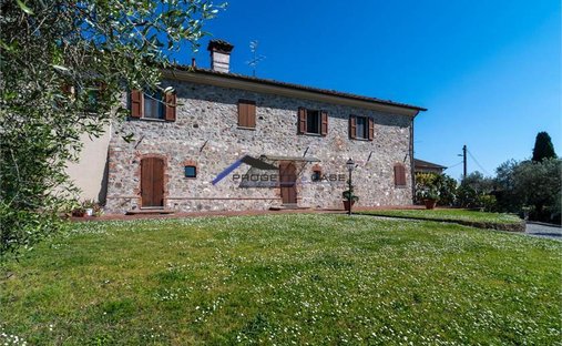 Country House in Center, Sarzana, Liguria 1