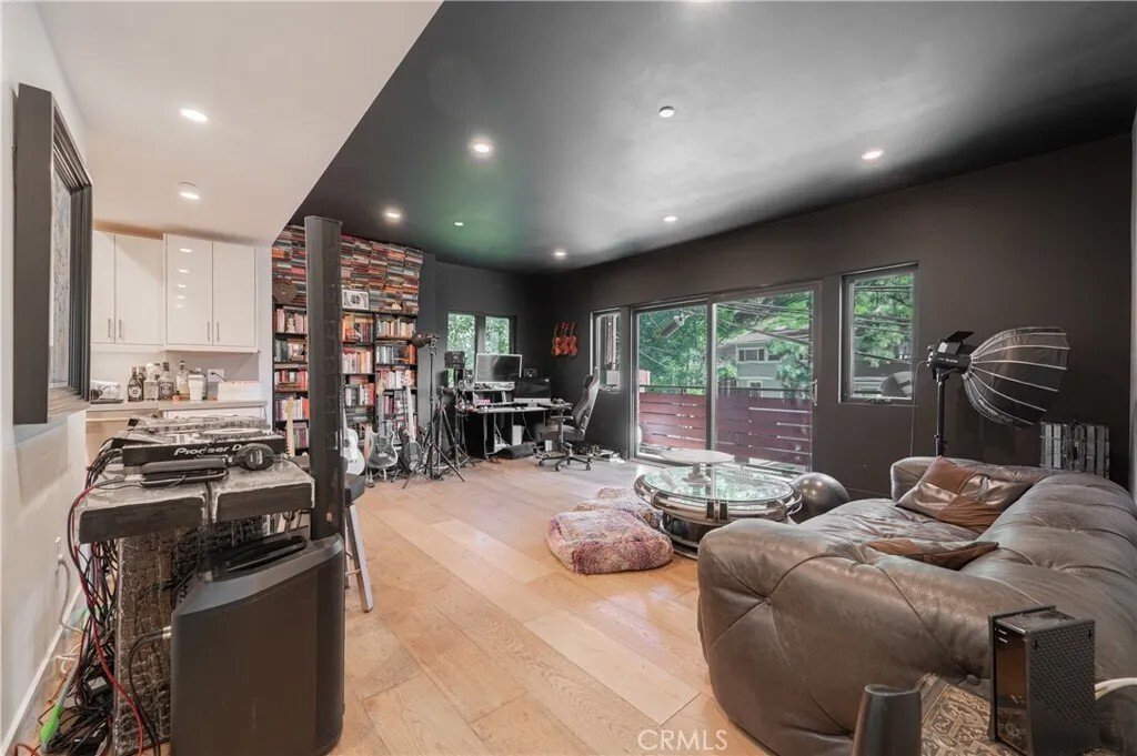House in Los Angeles, California, United States 4 - 16785530