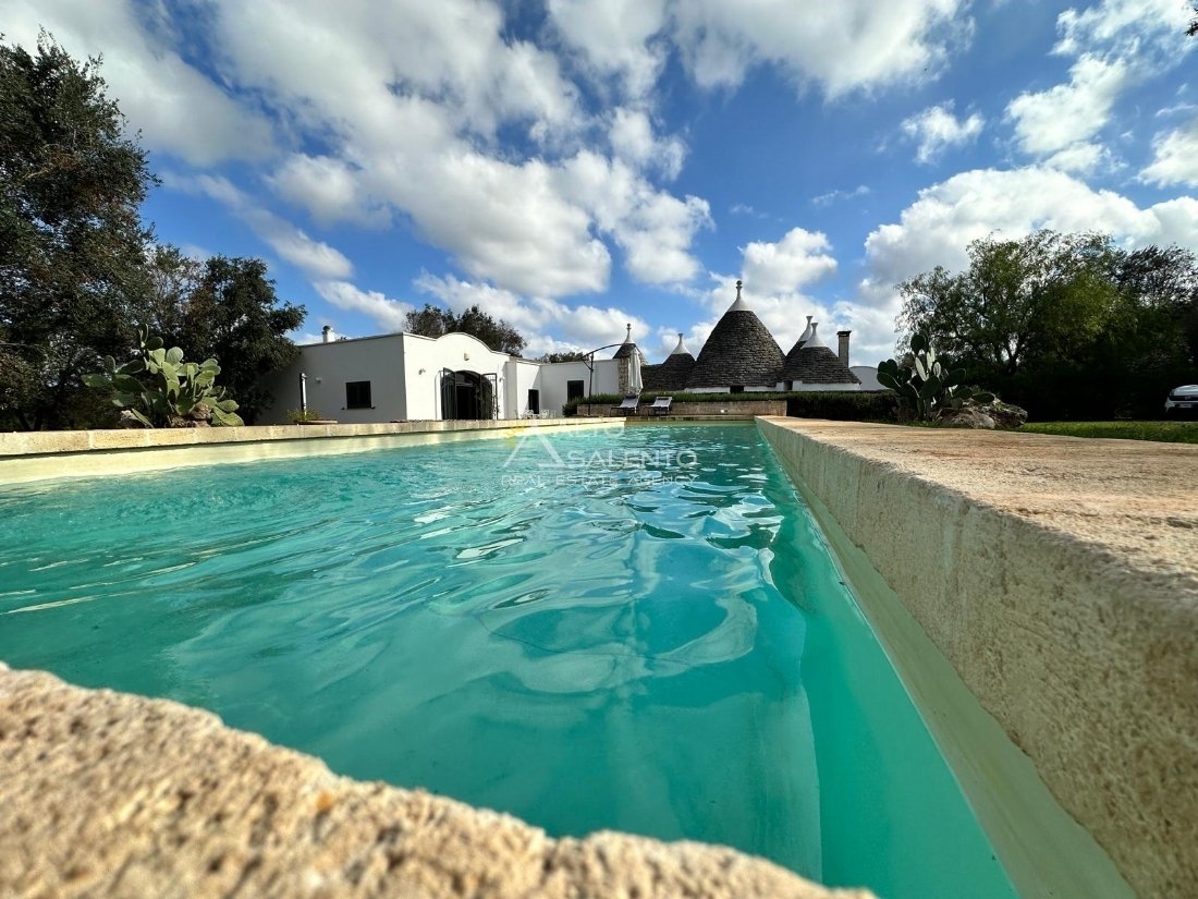Country House in Ceglie Messapica, Apulia, Italy 3 - 16918352