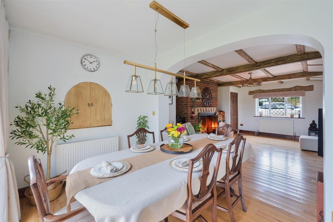 House in Coulsdon, London Borough of Croydon, England 5 - 16916947