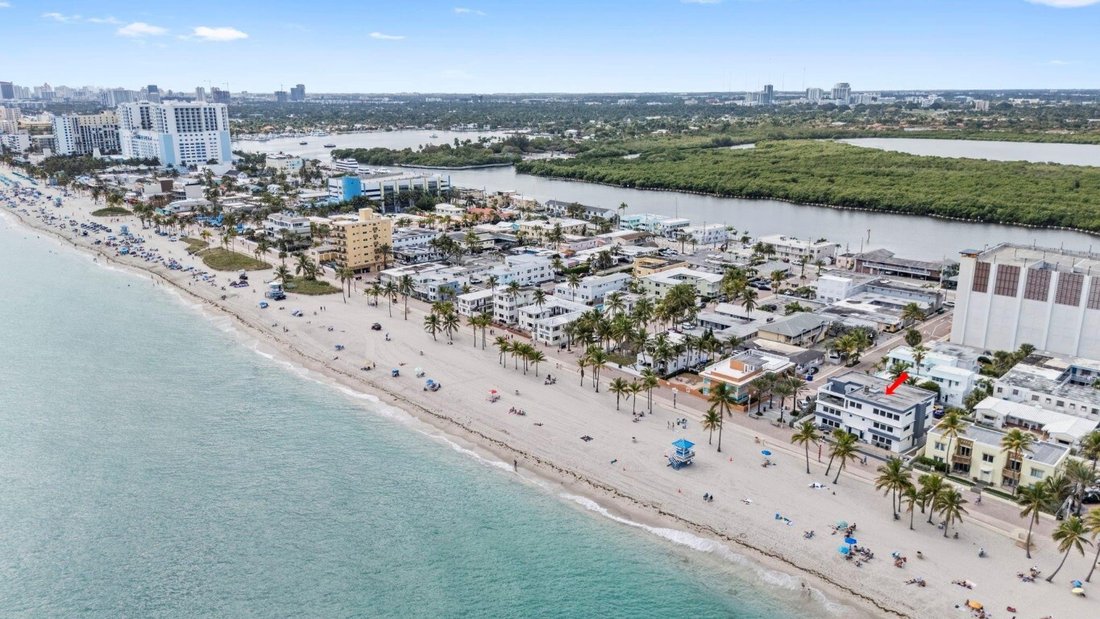 House in Hollywood, Florida, United States 4 - 16920402