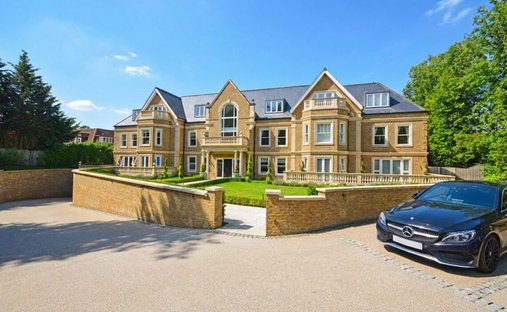 House in Cockfosters, Enfield, England 1