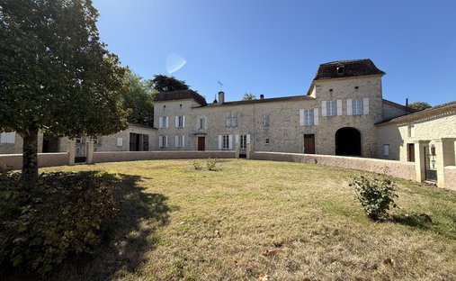 House in Montréal, Occitania, France 1