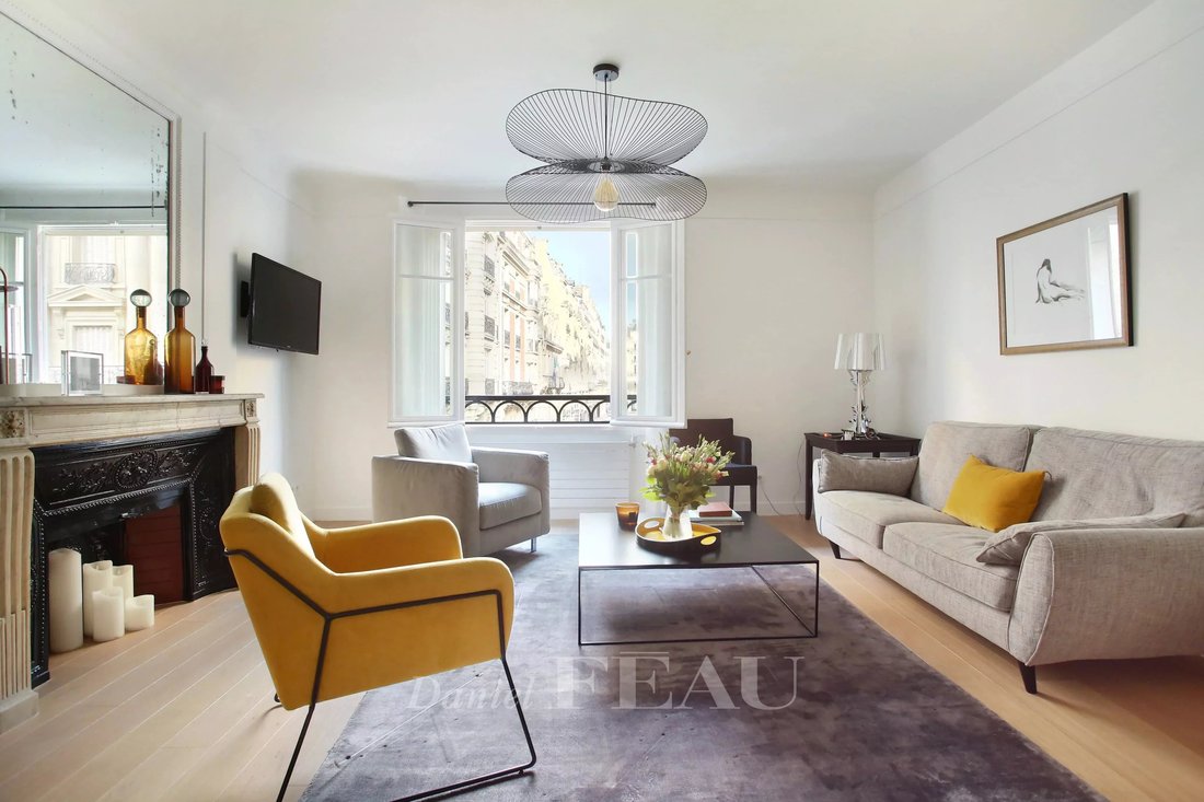 Apartment in Gros Caillou, Paris 7e Arrondissement, Paris 1 - 16919147