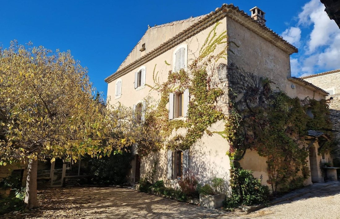 House in Gordes, Provence-Alpes-Côte d'Azur, France 1 - 16918745