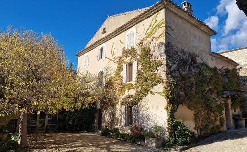 House in Gordes, Provence-Alpes-Côte d'Azur, France 1