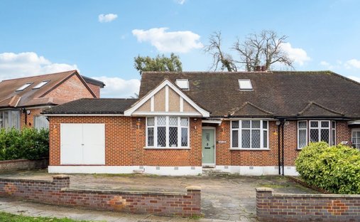 Bungalow in Pinner, Harrow, England 1